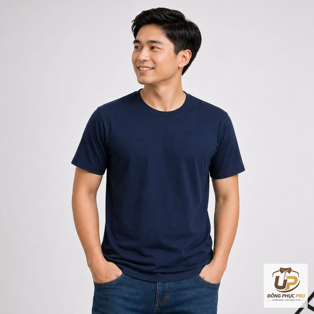 Áo thun cổ tròn Basic